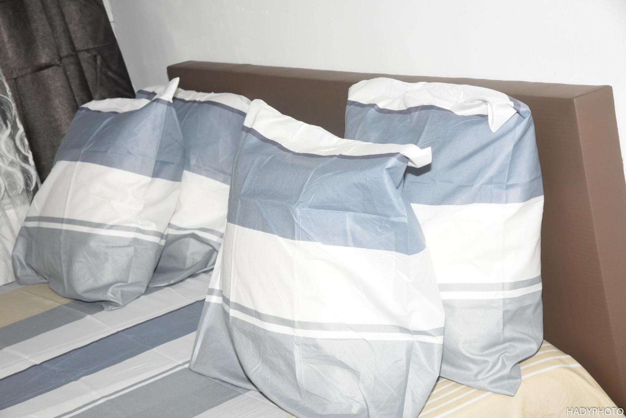 Appartement Confort Gare De L'ouest, Troisiemes Etages Bruxelles